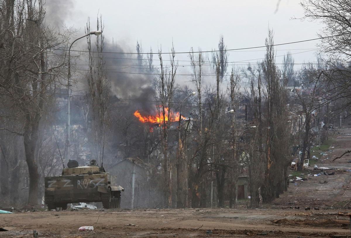 Russia tells Ukrainian troops in Mariupol to lay down arms from 0300 GMT