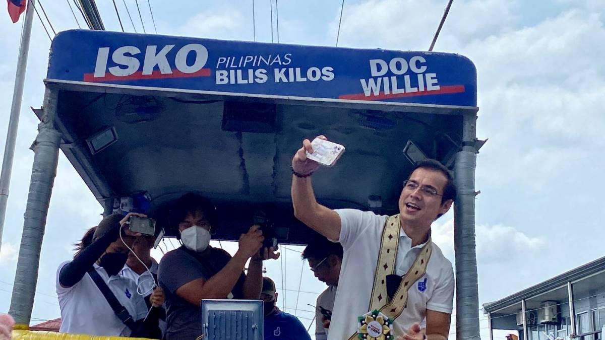 Isko to continue prexy race as 'supreme sacrifice', nixes backdoor talks with 'hostile opponents'