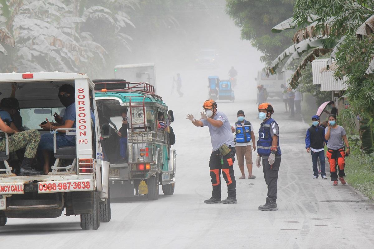 Community water source in Sorsogon contaminated by ashfall from Bulusan Volcano —NDRRMC