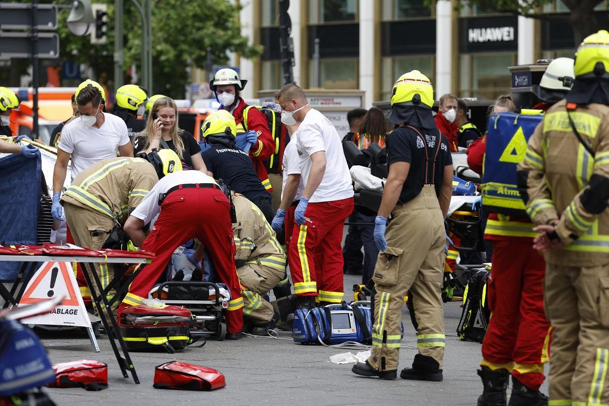 Car Drives Into A Crowd In Berlin, At Least One Dead | GMA News Online