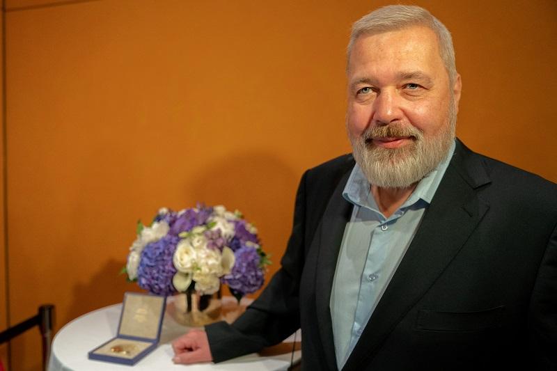 Hadiah Nobel Perdamaian dari jurnalis Rusia mendapatkan rekor 3,5 juta dalam lelang untuk membantu anak-anak Ukraina GMA News Online