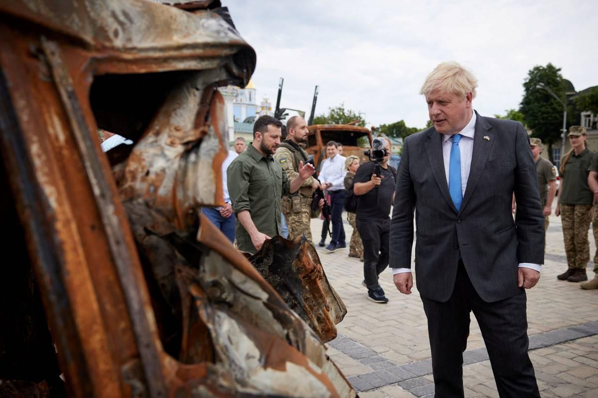 Britain PM Boris Johnson meets Zelensky on surprise trip to Kyiv, Ukraine