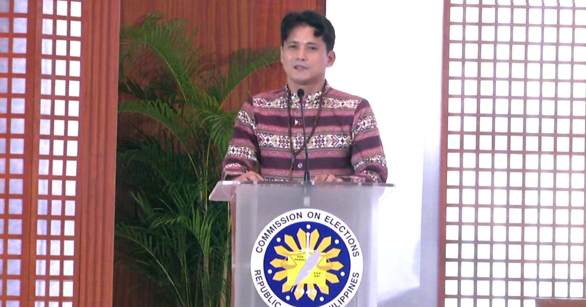 Pimentel untuk mendukung Padilla"s Ketua panel Cha-cha, dorong federalisme