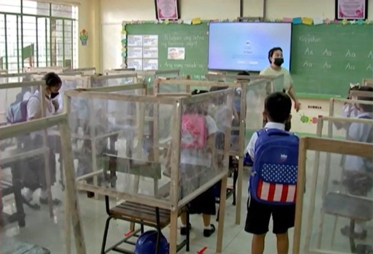94% of Filipinos in favor of full face-to-face classes — survey | GMA ...