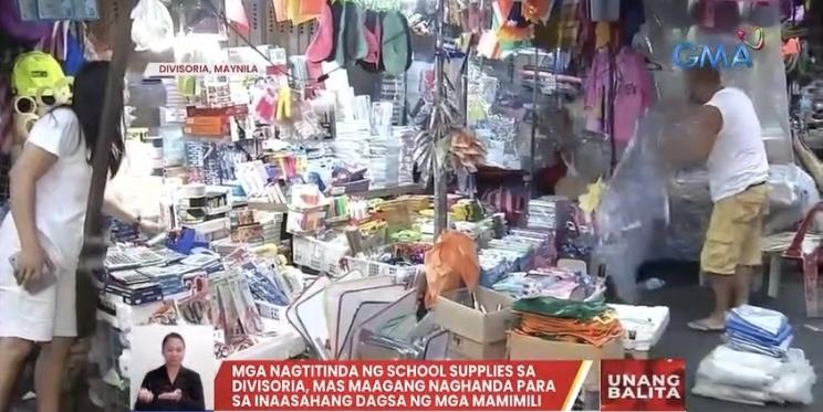 Vendor perlengkapan sekolah di Divisoria sedang mempersiapkan masuknya pembeli Berita GMA Online