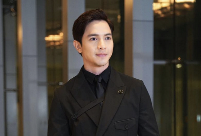 Alden Richards reveals waiting six months for his GMA gala outfit | GMA ...