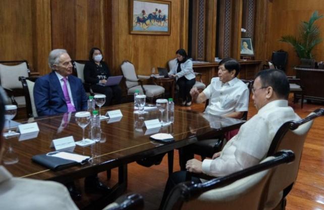 Former UK prime minister Tony Blair and Pres. Bongbong Marcos talk on Oct. 25, 2022