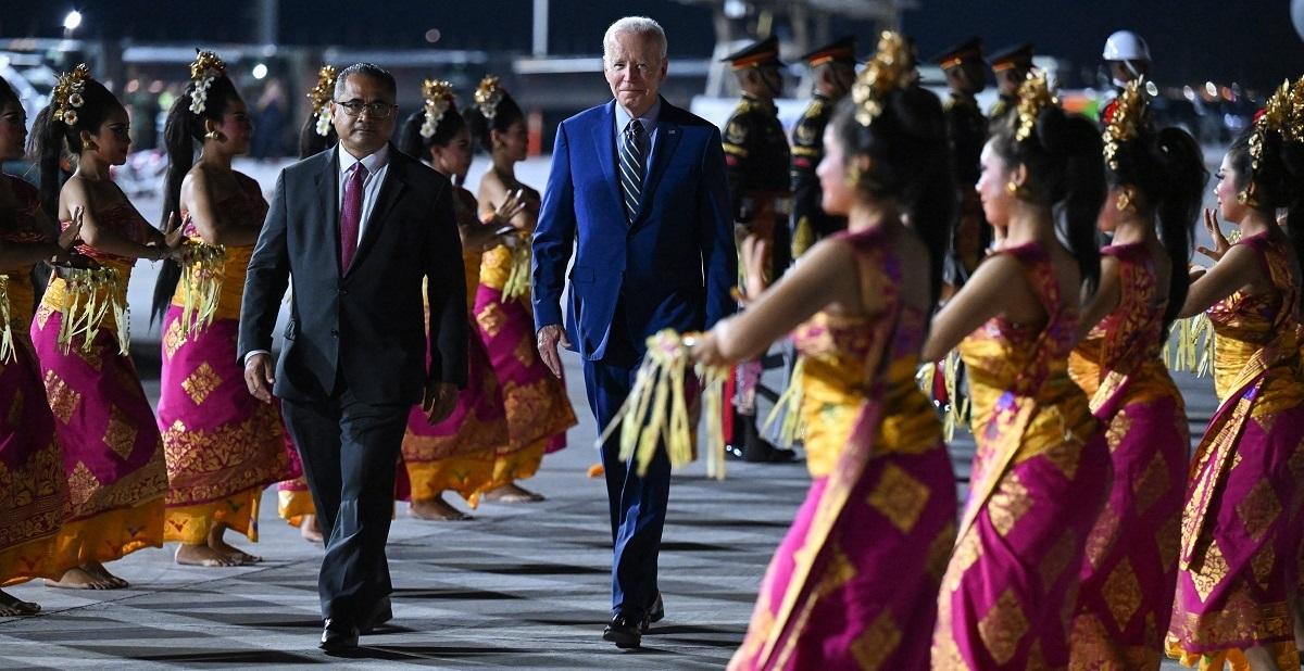 Biden Arrives In Bali For G20, Xi Summit | GMA News Online