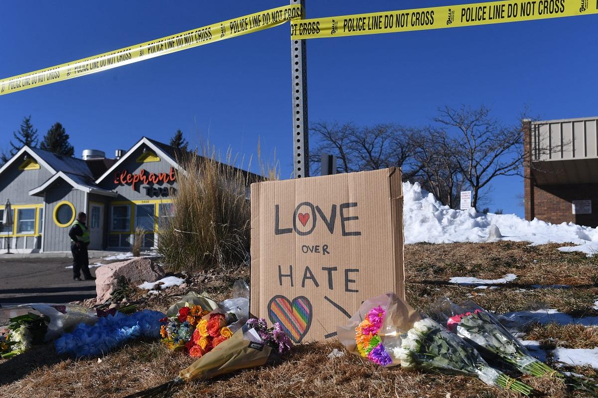 Tersangka Colorado didakwa atas penembakan klub LGBTQ yang menewaskan 5 orang
