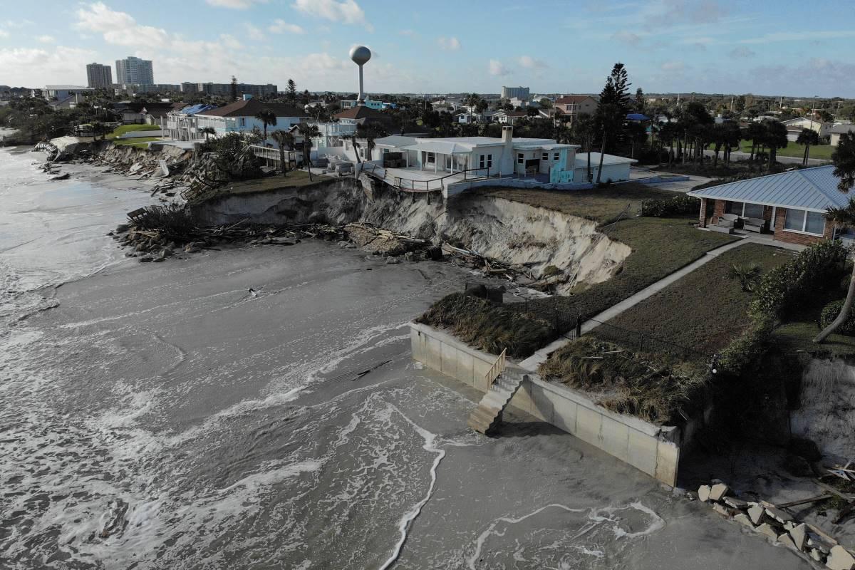 Hurricane Nicole Leaves 'unprecedented' Building Damage Along Part Of ...