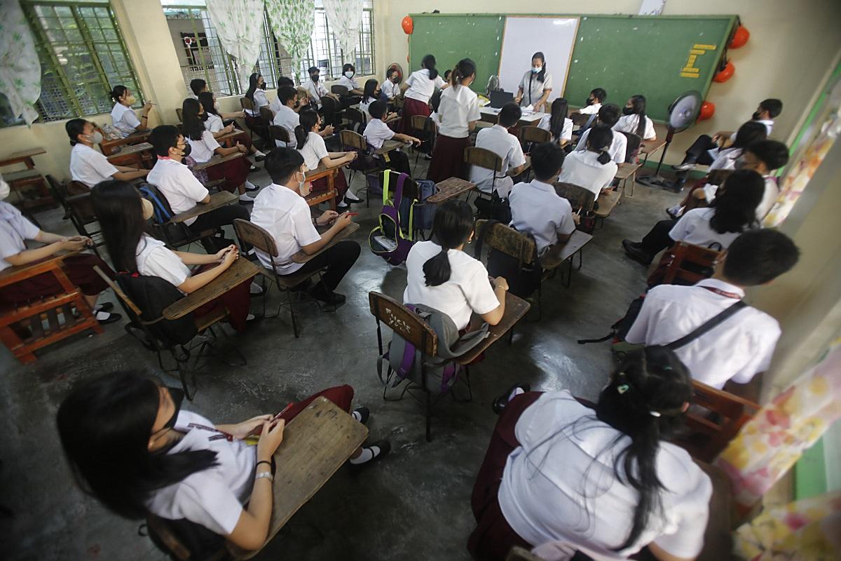 DepEd: 97.5% of public schools nationwide have resumed full face-to-face classes
