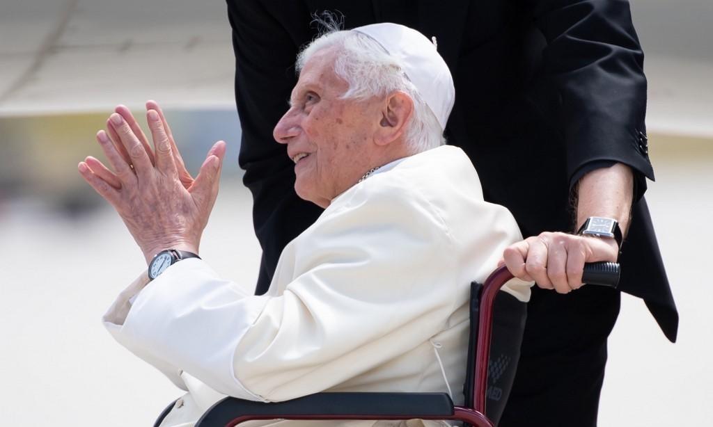 Mantan Paus Benediktus XVI meninggal pada usia 95 tahun