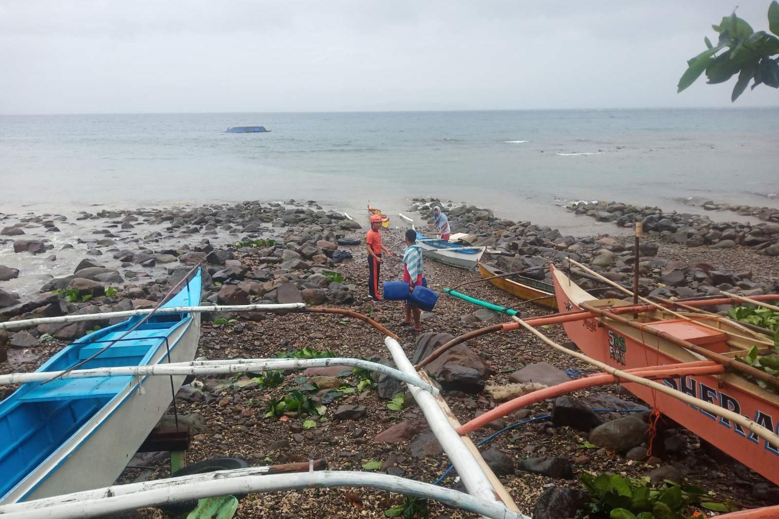 PCG: 2 tewas, 6 diselamatkan setelah kapal nelayan ‘tenggelam’ di Leyte Selatan