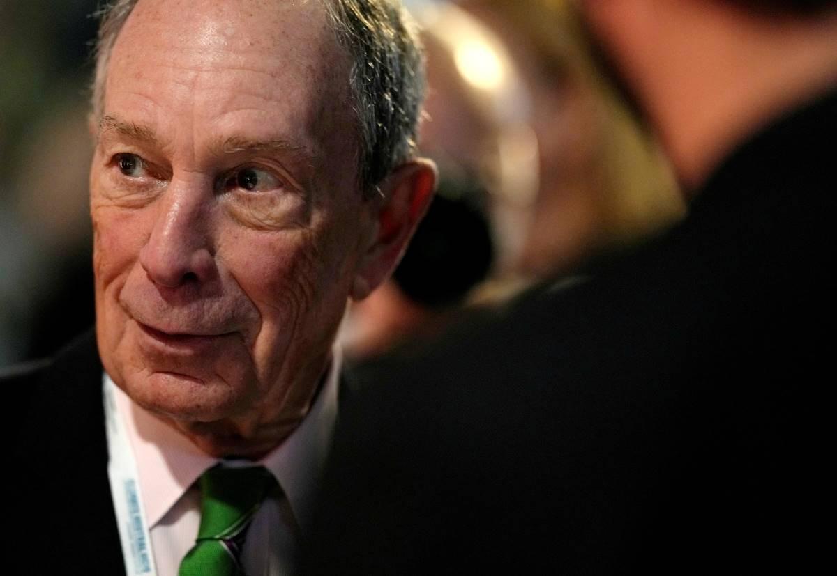 Pemilik Bloomberg mengincar Wall Street Journal atau laporan akuisisi Washington Post