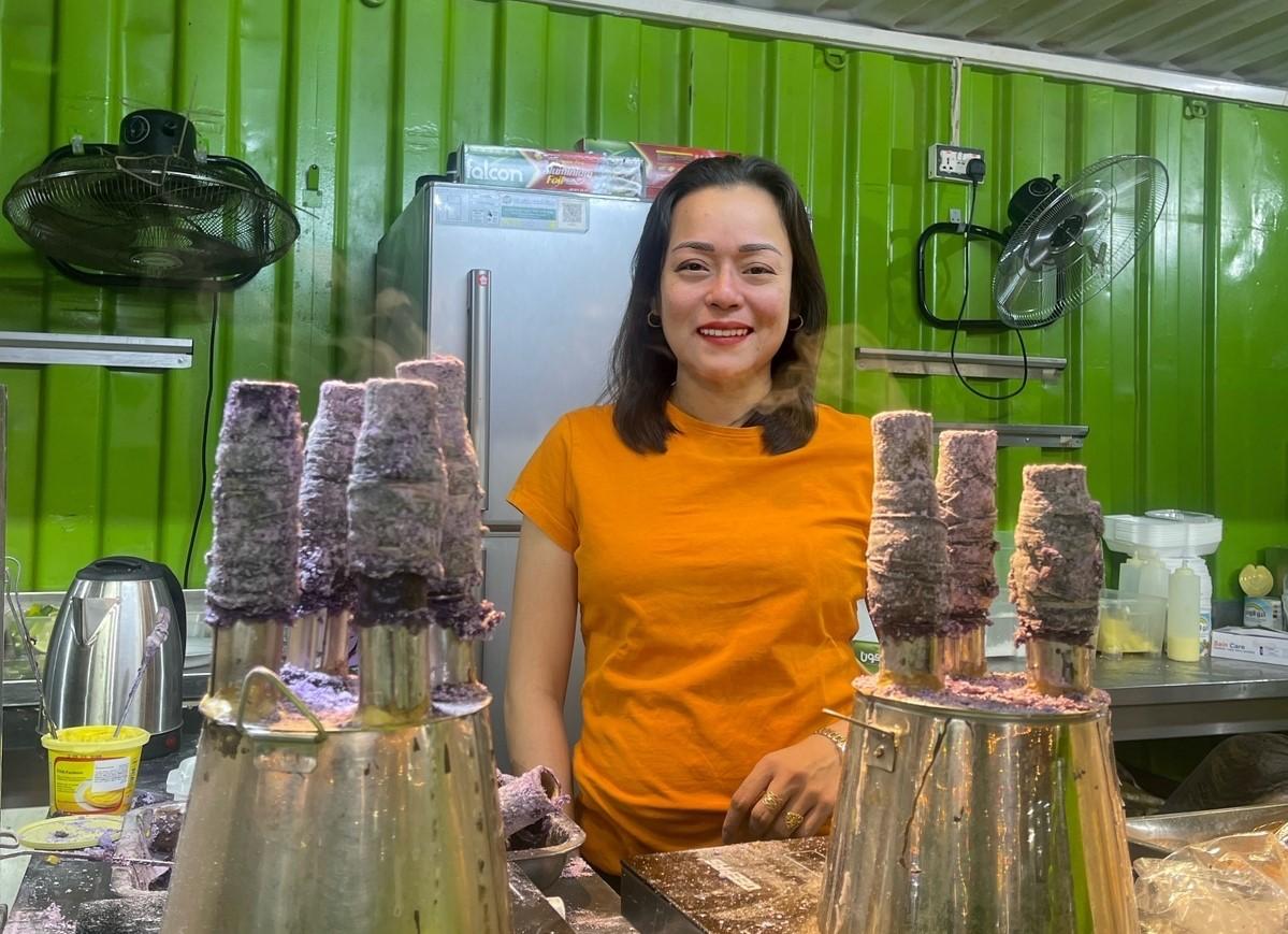 OFW quits job to start thriving puto bumbong business in Dubai