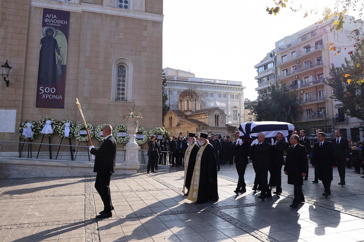 The coffin of former King of Greece Constantine II is carried on the day of his funeral, in Athens, Greece, January 16, 2023. REUTERS/ Louiza Vradi