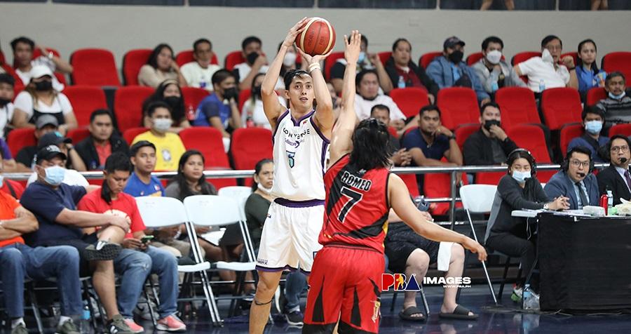 Allyn Bulanadi heads to San Miguel Beer as NorthPort gets Paul Zamar, draft pick