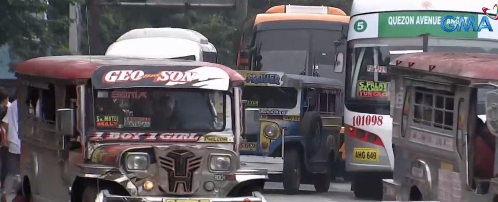 Over 25K jeepney drivers need membership in cooperatives to renew franchise