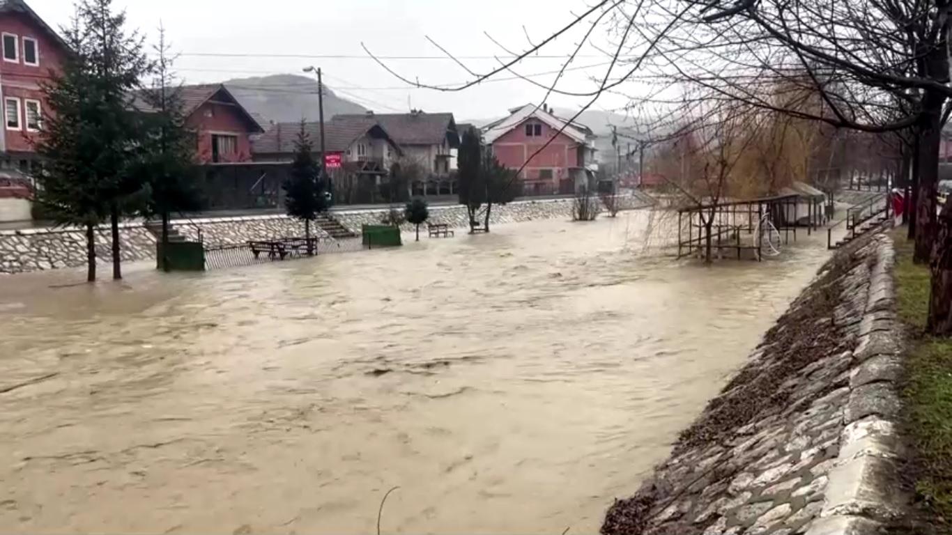 Two missing, dozens of homes flooded in Serbia as water levels rise ...