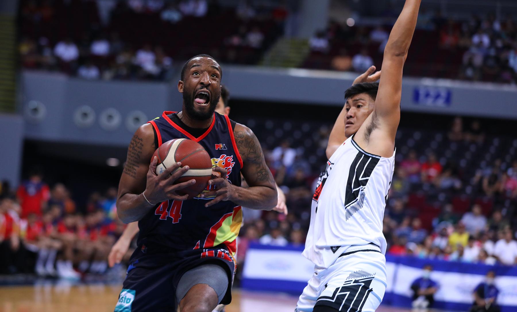 Yeng Guiao says new import proved him wrong; Smith happy to be with Rain or Shine