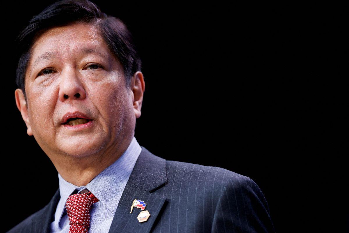 Marcos hails courageous women on International Women’s Day