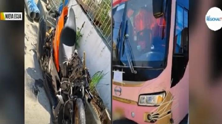 Ein Paar auf einem Motorrad ist in Nueva Ecija tot in einen Bus gefahren