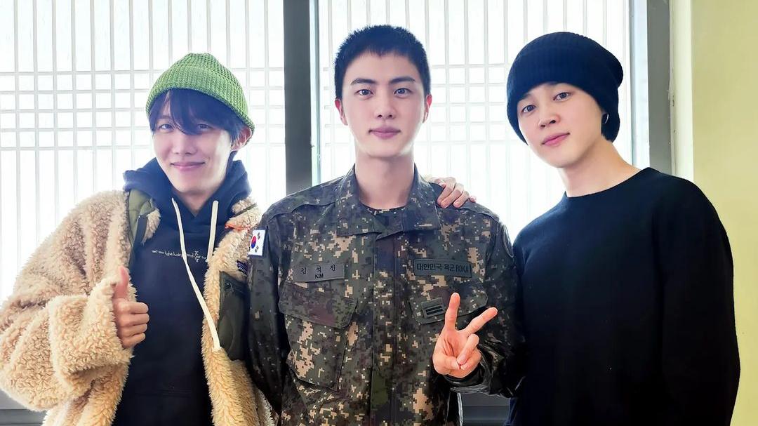 Jin Of Bts Reunites With Members J-Hope And Jimin | Gma News Online