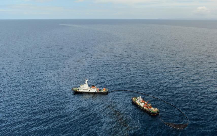 Oriental Mindoro oil spill cleanup progressing —sunken ship owner