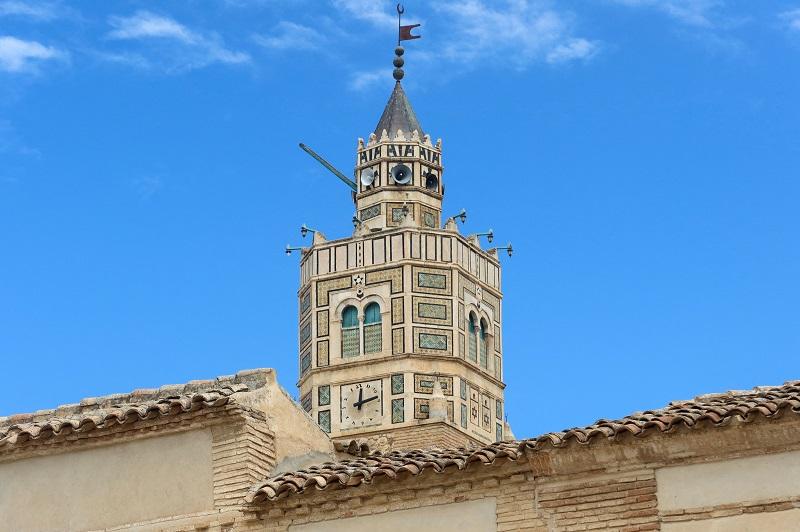 The counter-clockwise clock of the Great Mosque of Testour | Photos ...