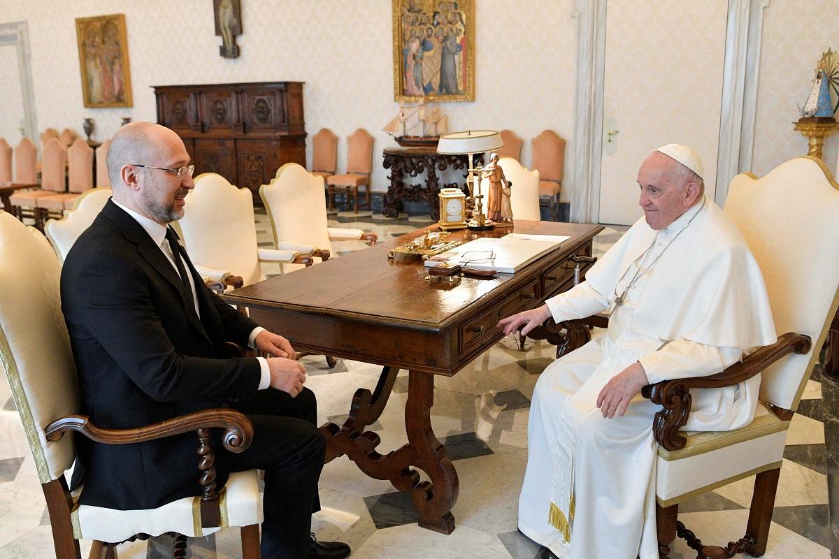 Ukraine PM invites Pope Francis to visit, urges help with deported children
