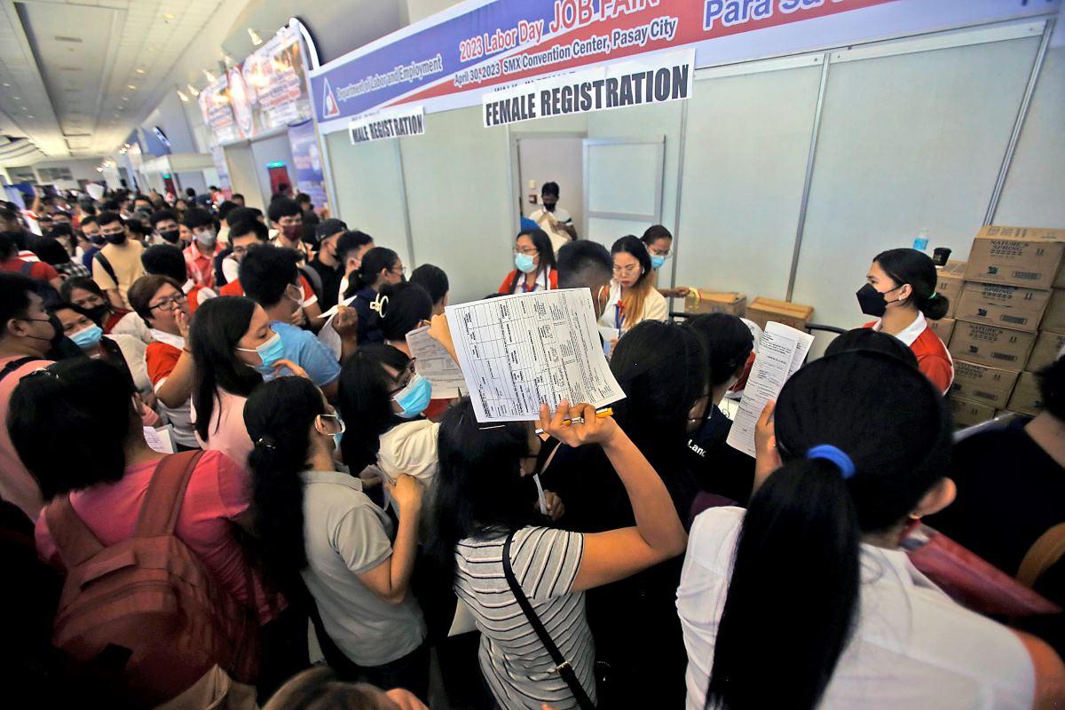 69% Pinoy merasa ‘sulit’ mencari pekerjaan —SWS