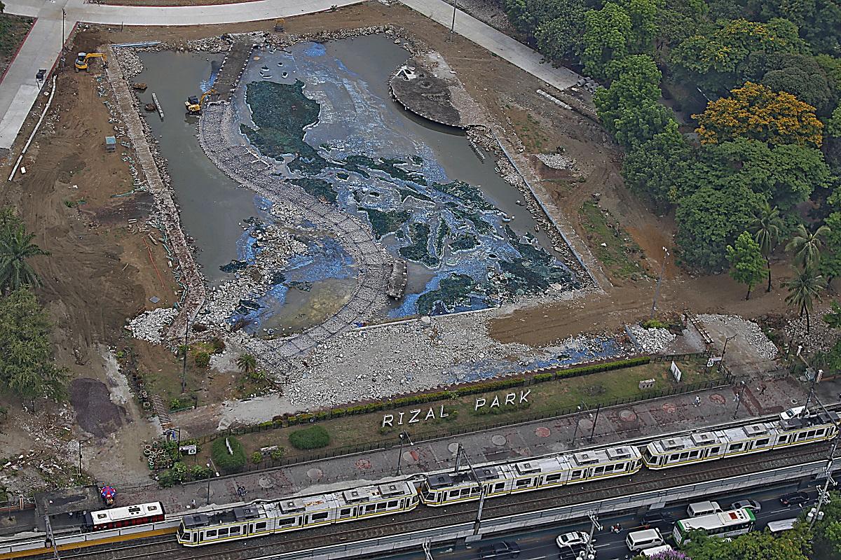 Rehab Of Giant Map Of The Philippines Underway Photos GMA News Online   Ph Map Rizal Park 041323 2023 04 13 16 32 55.JPG