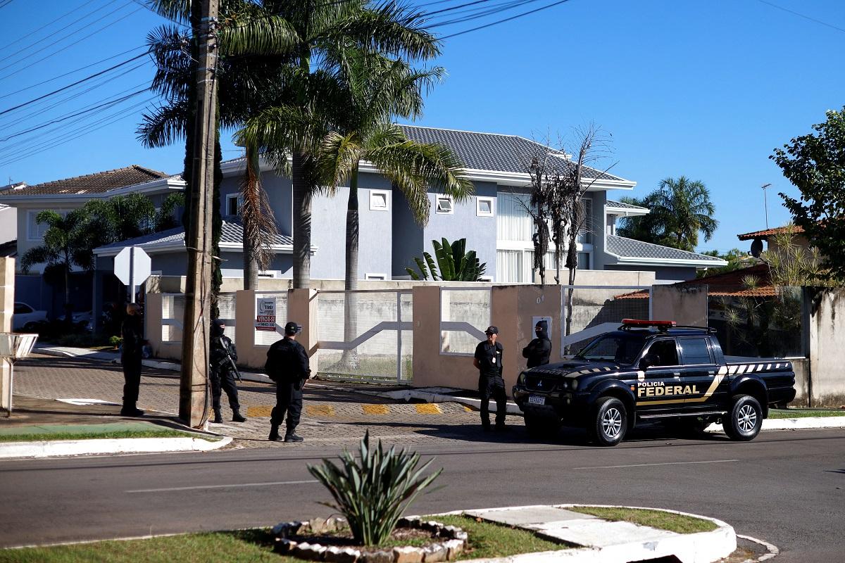 Bolsonaro’s home raided in COVID-19 vaccine records probe —sources