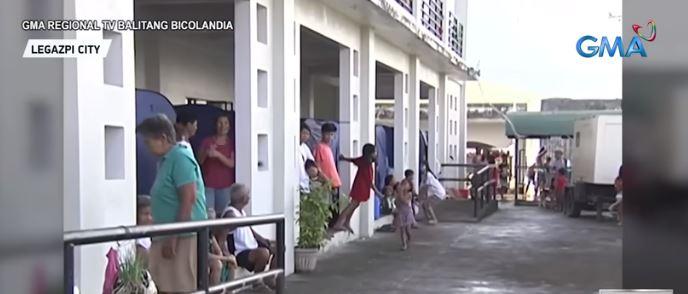 35 Mayon Volcano Evacuees Found With Respiratory Problems Gma News Online 3536