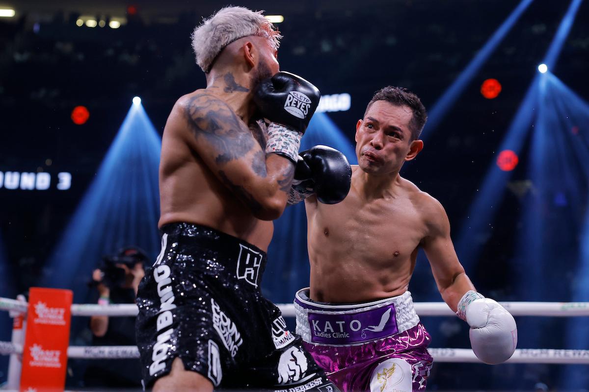Alexandro Santiago defeats Nonito Donaire to capture bantamweight world title thumbnail