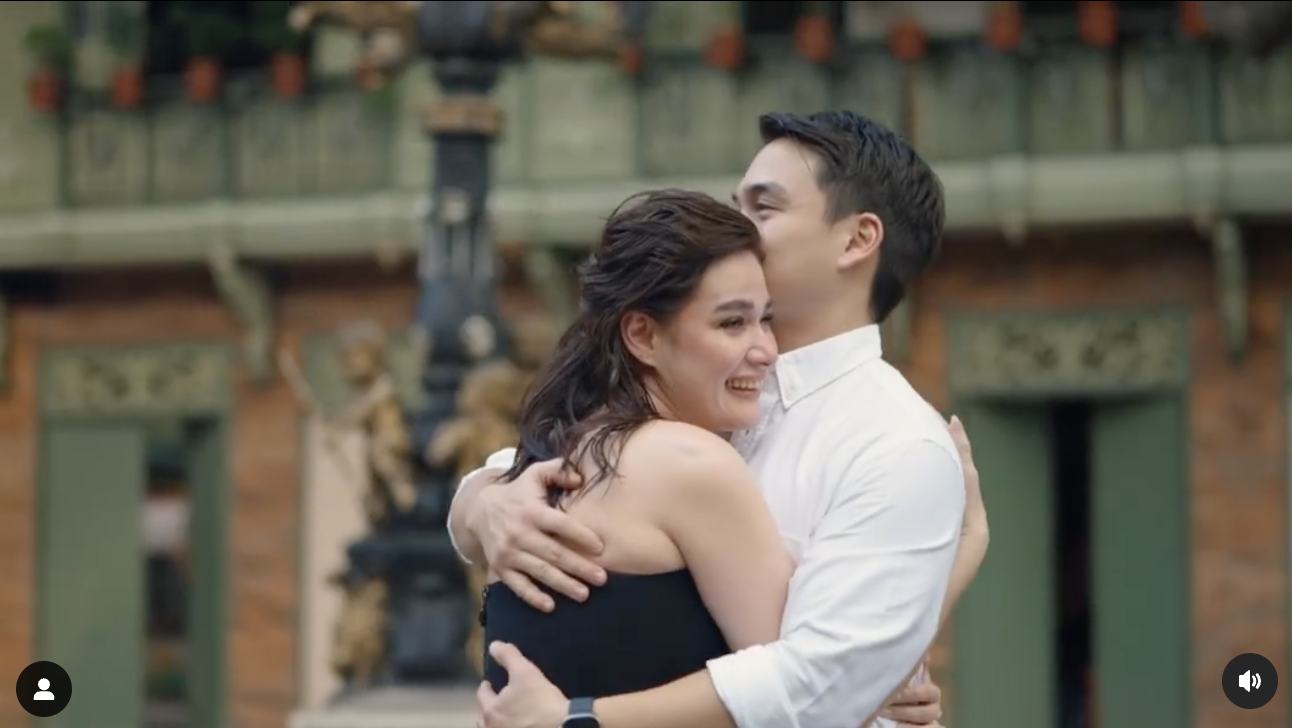 Dominic Roque shares heartwarming video of his wedding proposal to Bea Alonzo thumbnail