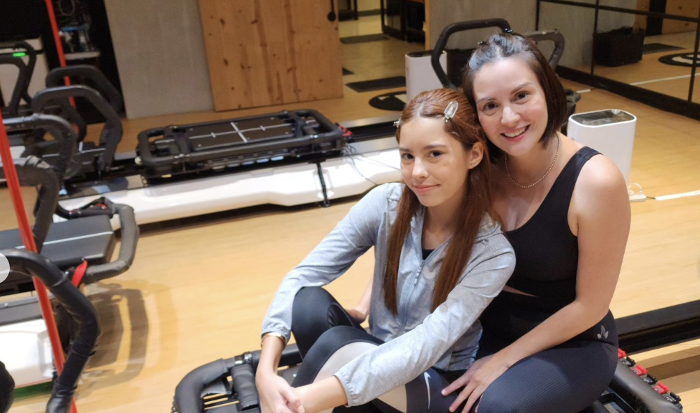 Chesca Kramer and daughter Kendra bond over Pilates