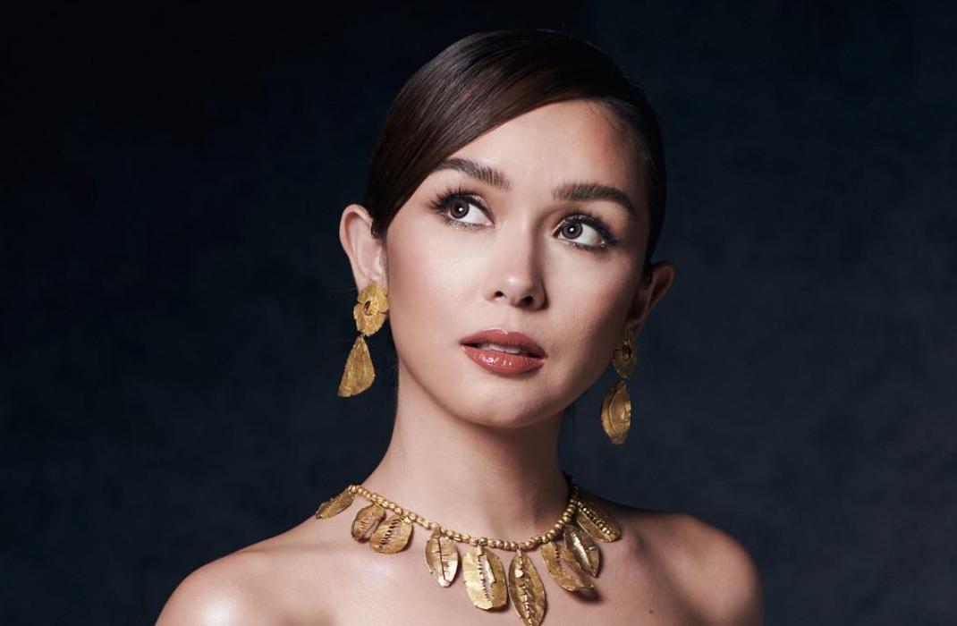 Beauty Gonzalez's GMA Gala look pays homage to Philippine ancestral gold