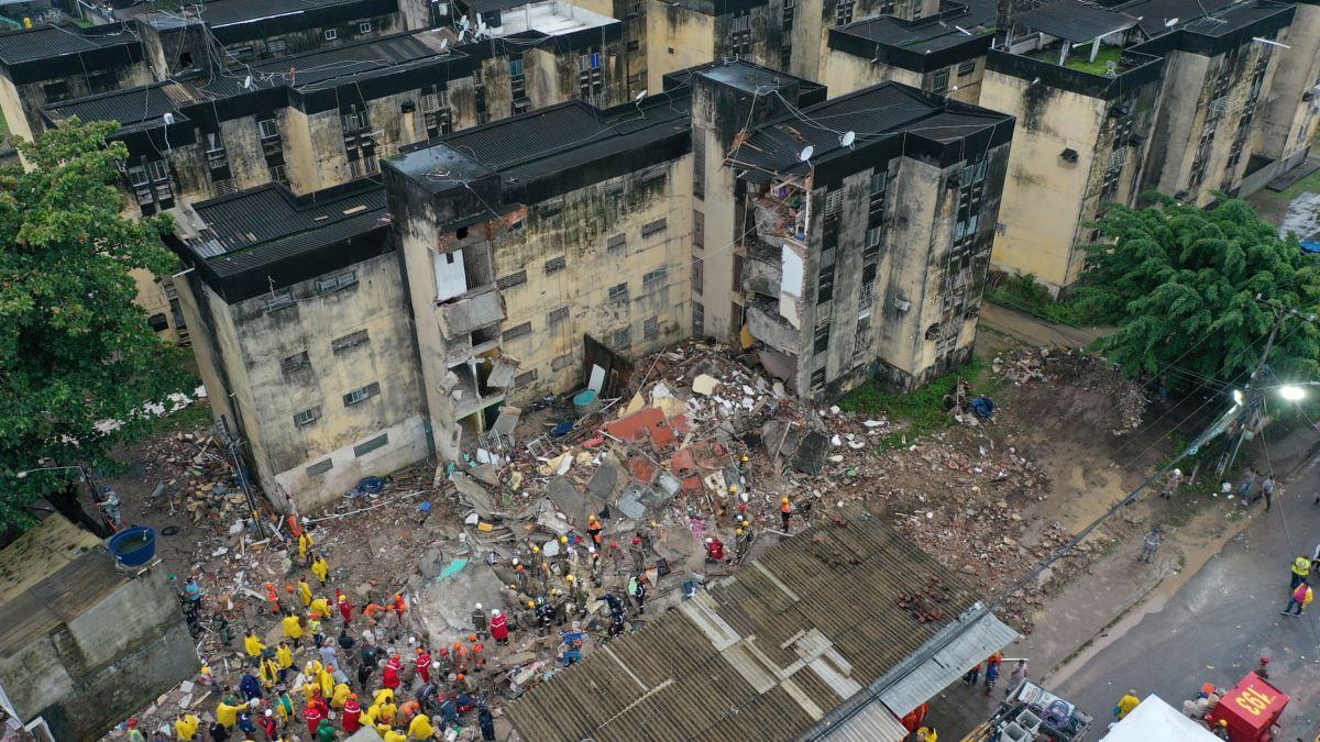 Death toll in apartment building collapse in Brazil rises to 14