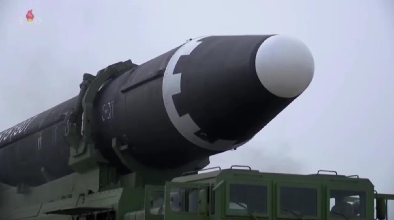 North Korea fires ballistic missile --South Korea, Japan thumbnail