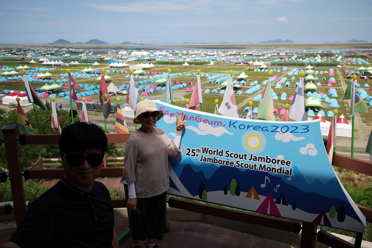 After heat, typhoon threatens world scout jamboree in S.Korea thumbnail