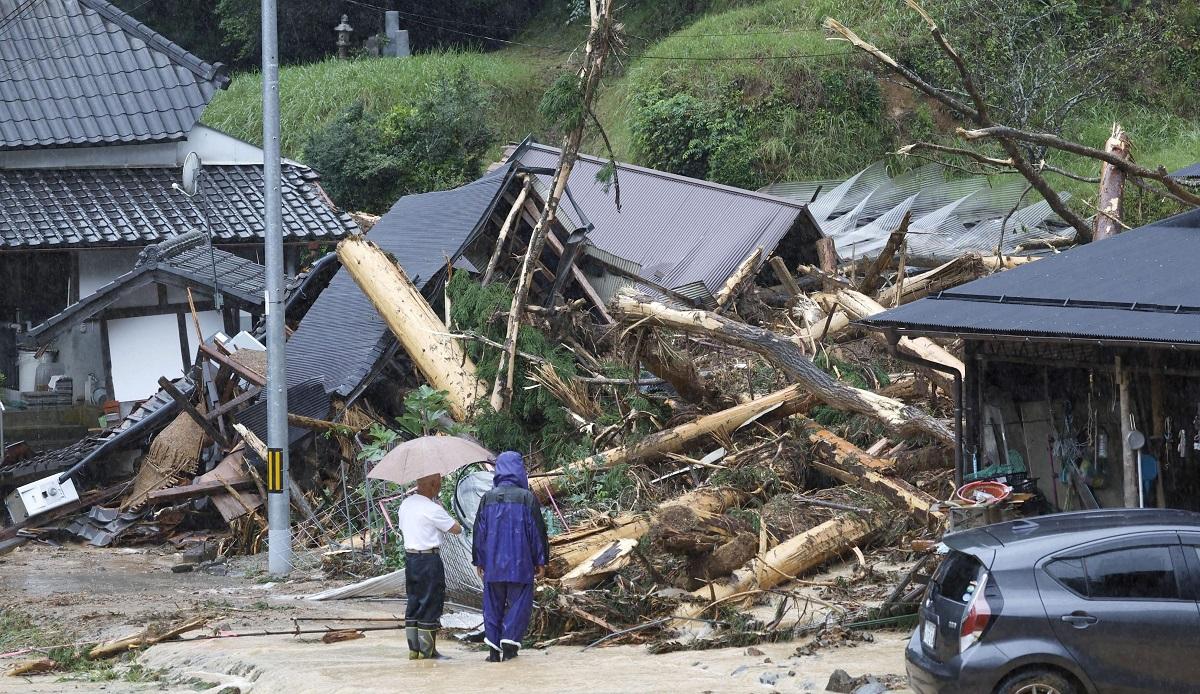 Typhoon Lan makes landfall in Japan, thousands told to seek safety