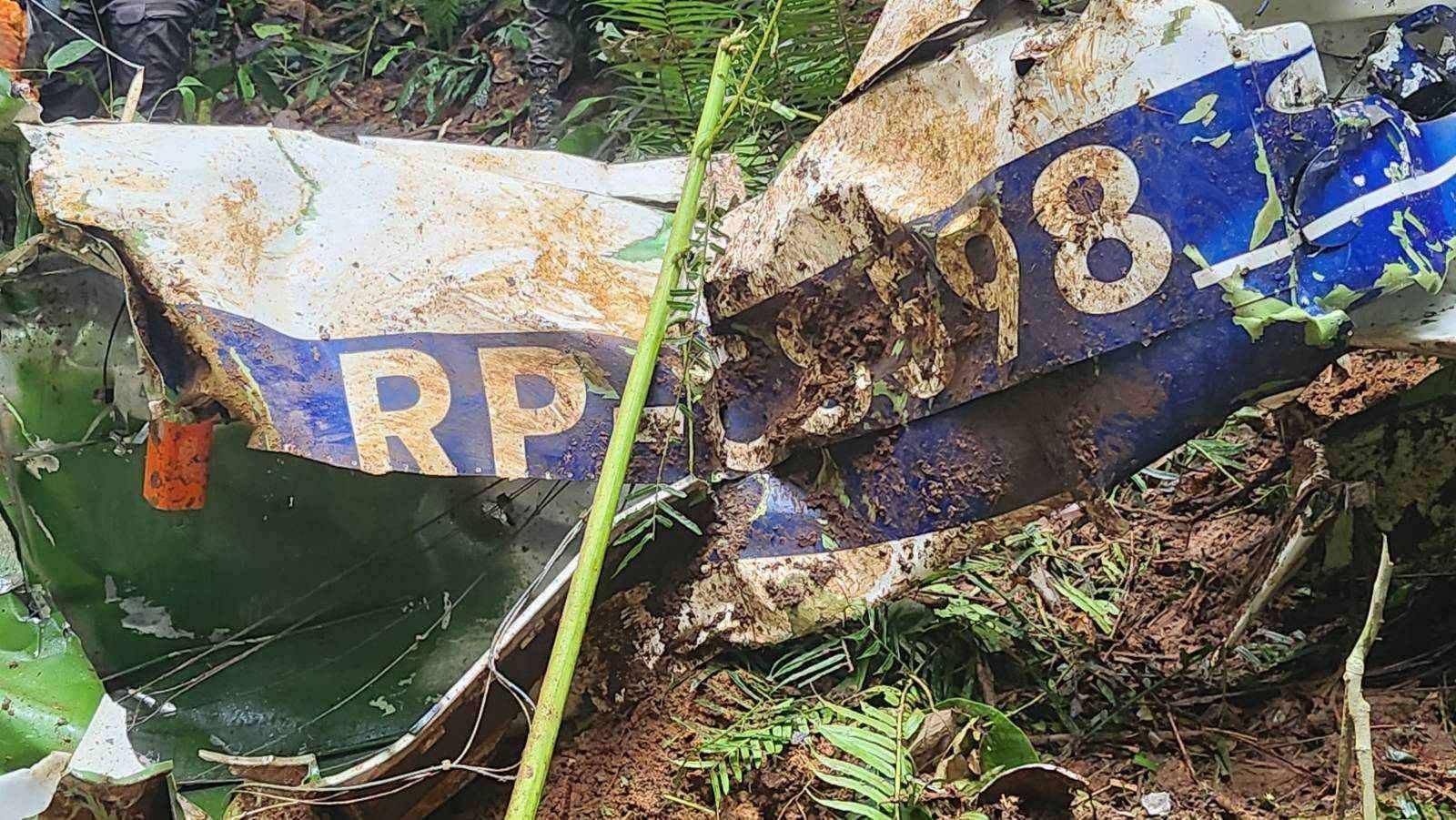 Cessna wreckage, bodies of pilot, student found in Apayao thumbnail