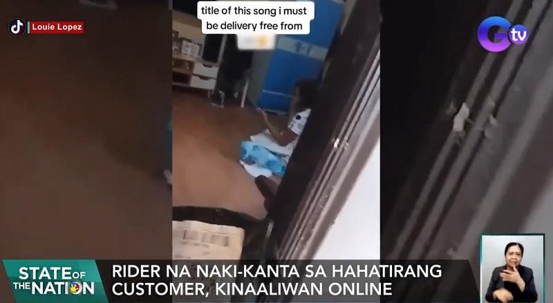 Online shopper-delivery rider surprise duet makes an amusing 'proof of ...