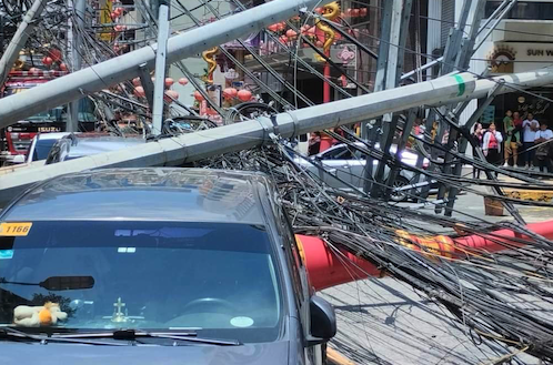 DILG orders probe on Binondo electric posts collapse | GMA News Online