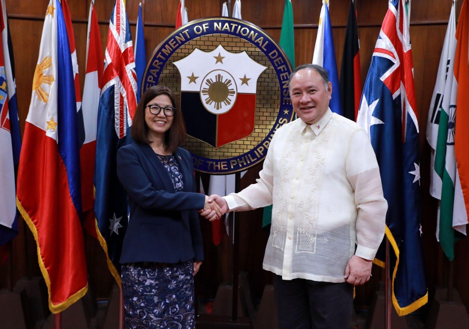 Philippines, Australia Reaffirm Defense Cooperation Commitment | GMA ...