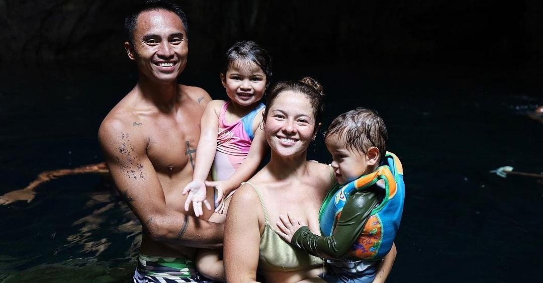 Andi Eigenmann and family explore Linao Cave in Eastern Samar thumbnail