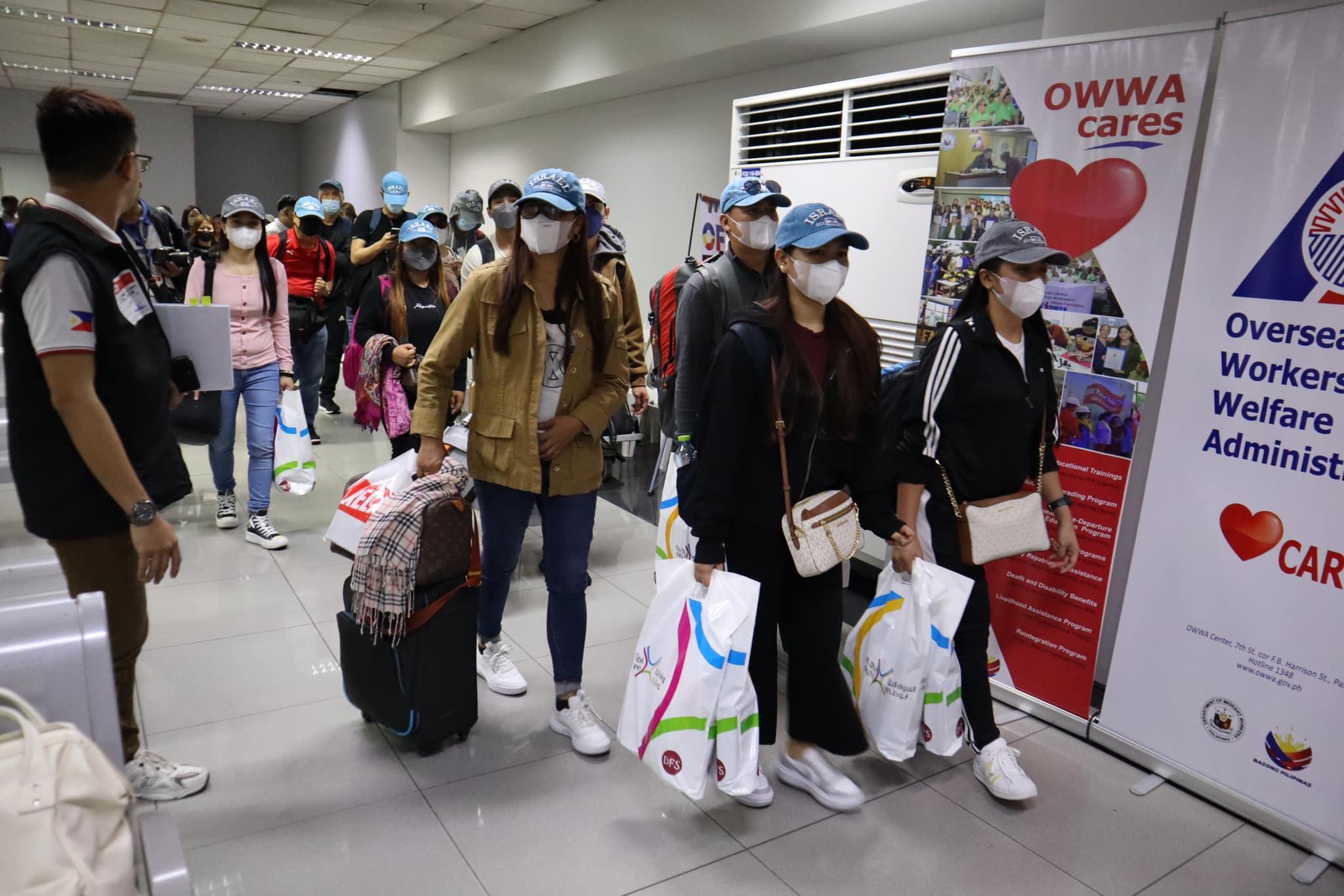 18 OFWs in Israel return to Philippines