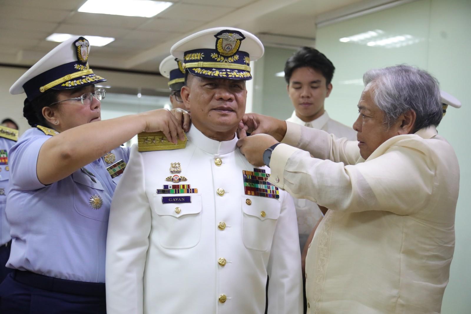Vice Admiral Ronnie Gil Latorilla Gavan is the new commandant of the Philippine Coast Guard.