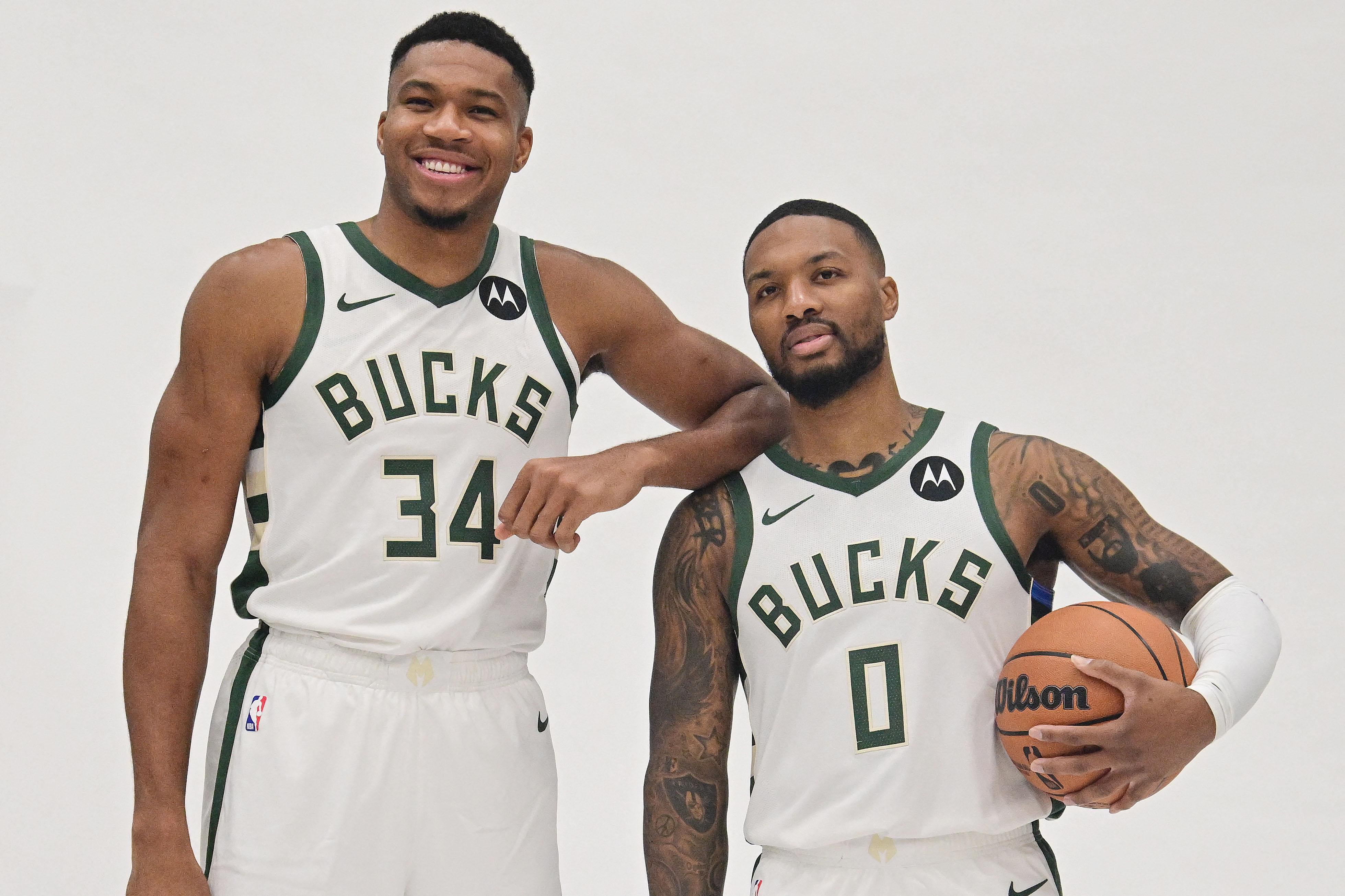 Damian Lillard Makes Triumphant NBA Pre season Debut With Bucks GMA Damian Lillard Makes Triumphant NBA Pre season Debut With Bucks GMA